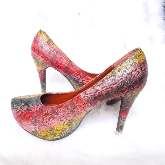 Miss Me Multicolored Snakeskin Platform Heels 8.5 - Picture 6 of 7